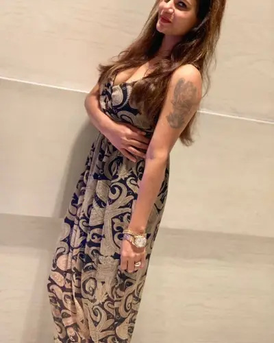 Kharsia Escort
